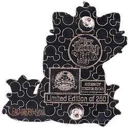 'It's A Pet's World Framed Set - Marie Only - WDW'