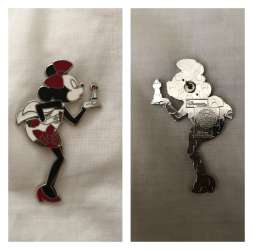 14157 - Ooh Lala Minnie Holding the Eiffel Tower - Disneyland Resort Paris alternate image