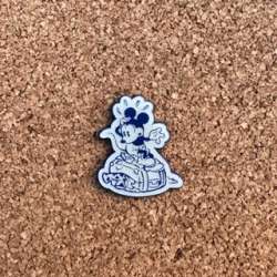 27388 - Mickey Vacation Booster Set - Mickey Sitting on Luggage alternate image