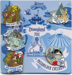 'Annual Passholder - Where... Collector&#039;s Booster Set - 2011 Annual Passholder Booster Set - DLR'