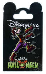 27910 - Disneyland Paris Halloween 2019 - Goofy as Werewolf - Disneyland Resort Paris alternate image