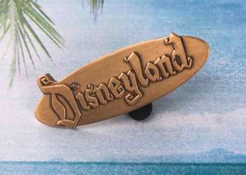 21682 - Disneyland Advent Calendar Holiday Pin - 1958 Variant Logo - Disney Store US alternate image