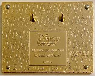 28326 - Family Holidays - The Parr Family - Disney Studio Store Hollywood / Soda Fountain alternate image