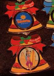 Resort Holiday Collection 2019: Bell Spinners - Paradise Pier Hotel - DLR