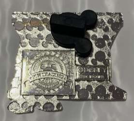 2843 - New Fantasyland Beauty and the Beast Mystery Collection - Cogsworth with Enchanted Rose - Walt Disney World alternate image