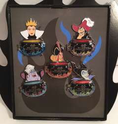 Mickey&#039;s Not So Scary Halloween Party (MNSSHP) 2017 - Villains Cauldron Box Set - WDW