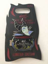 Mickey&#039;s Not So Scary Halloween Party (MNSSHP) 2017 - Maleficent Cauldron - WDW