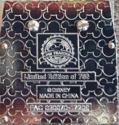 'Resort Holiday Collection 2017: Present Sliders - Caribbean Beach Resort - Sebastian Gift Box - WDW'