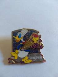 5706 - EPCOT International Food & Wine Festival 2018 - Donald, Chip, and Dale - Walt Disney World alternate image