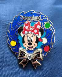 20141 - Diamond Anniversary Christmas Wreath - Minnie Mouse - Disneyland Resort alternate image