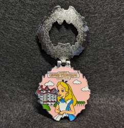 29886 - Resort Holiday Collection 2016: Jeweled Wreaths - Grand Floridian Resort & Spa - Alice Wreath - Walt Disney World alternate image