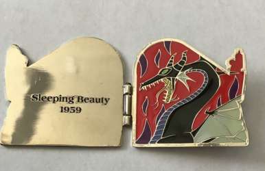 16589 - Villains Series 2008 - So Many Curses - Maleficent - Disneyland Resort alternate image