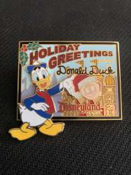 30423 - Holiday Greetings Postcard 2007 - Donald Duck - Disneyland Resort alternate image