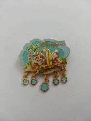 42703 - Chip & Dale Seasons - Chip and Dale in the Summer - Hong Kong Disneyland alternate image