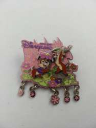 42889 - Chip & Dale Seasons - Chip and Dale in the Spring - Hong Kong Disneyland alternate image