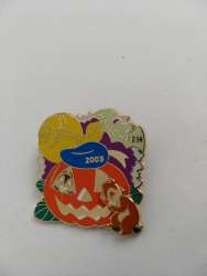 31078 - Halloween 2003 - Chip & Dale Pumpkin with Donald - Disney Licensed alternate image