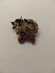 22537 - Pirate's Lair on Tom Sawyer Island - Chip and Dale pin on pin with pirate flag of cloth - Disneyland Resort alternate image