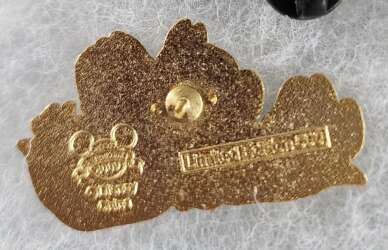 31217 - Disney Favorites Series - Lazy Chip an' Dale - Disney Store US alternate image