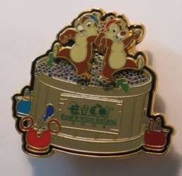 31308 - Epcot International Food & Wine Festival 2004 - Chip & Dale Grape Stomping - Walt Disney World alternate image