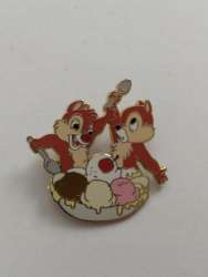 (PTD) Pin Trader&#039;s Delight Series - Chip and Dale Eating a Sundae - DSSH