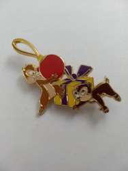 Joyeux Noel 2010 - Chip &amp; Dale with a Present and Ornament - DLP