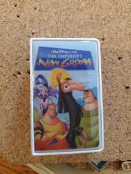 29720 - Walt Disney Home Video VHS Case Mystery Pin Collection - The Emperor's New Groove - Disney Store US alternate image