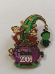 31563 - St. Patrick's Day - 2006 - Chip and Dale - Disneyland Resort alternate image