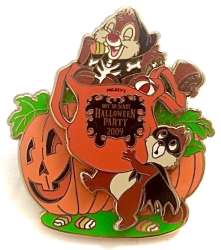 31637 - Mickey's Not So Scary Halloween Party (MNSSHP) 2009 - Chip & Dale w/ Candy Bag & Pumpkin - Walt Disney World alternate image