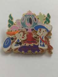 23197 - Mickey's Not So Scary Halloween Party (MNSSHP) 2007 - Chip & Dale as Footmen - Walt Disney World alternate image