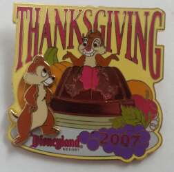 Thanksgiving 2007 - Chip and Dale