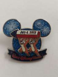 31678 - 4th of July/Independence Day - Chip and Dale with Rocket Firework - Walt Disney World alternate image