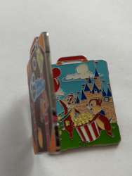 31783 - 2014 Disney Vacation Club Cruise Quarterly Series - Hinged Luggage - Chip and Dale - Disney Vacation Club alternate image