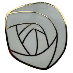 32161 - Eleonore Bridge Alice in Wonderland Collection - Roses - Disneyland Resort Paris alternate image