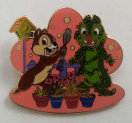 Chip with Dale Topiary