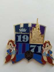 32563 - Disney Destinations - Walt Disney World - Chip and Dale - Disney Fan Club alternate image