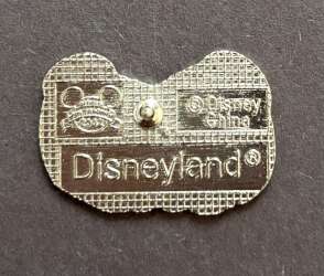 3308 - Mickey Mouse Claddagh Hands with Heart - Disneyland Resort alternate image