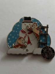 33198 - Artist Choice - Chip & Dale with Snowman - Walt Disney World alternate image