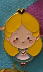 18749 - Cuties Reveal/Conceal Mystery Collection - Alice - Shanghai Disney Resort alternate image