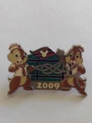 All wrapped up - Chip dale - DCL