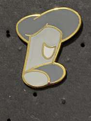 14382 - Character Hats Mystery Pin Set - Steamboat Willie alternate image