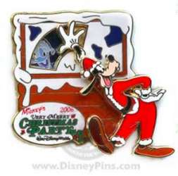 19544 - Mickey's Very Merry Christmas Party (MVMCP) 2006 - Donald & Goofy - Walt Disney World alternate image