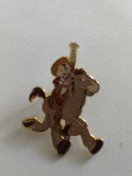 47675 - Disney Carousel - Mystery Tin Collection - Chip and Bullseye - Walt Disney World alternate image