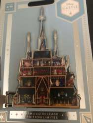 35478 - Disney Castle Collection - Arendelle Frozen Castle alternate image