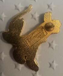 35791 - Mickey and Friends 5 Pin Set - Pluto Sitting Happy - Disneyland Resort Paris alternate image