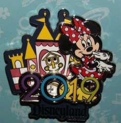 2019 Dated Year Pins - Disneyland Resort - Minnie Mouse and it&#039;s a small world Dated Logo - DLR