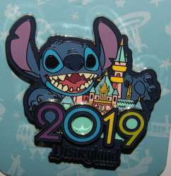 19496 - 2019 Dated Year Pins - Stitch (Sleeping Beauty Castle) - Disneyland Resort alternate image