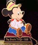 16381 - Mickey Through the Years Filmstrip Series - 1953 - The Simple Things - Walt Disney World alternate image