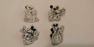 37928 - Mickey Vacation Booster Set - DVC - Mickey Vacation Booster Set - 4 pin set alternate image