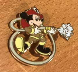 44425 - Main Street Fire Station 55 Boxed Set - Firefighter Mickey alternate image