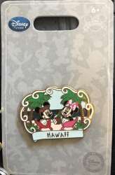 Click to view the Disney Store Hawaii -Mickey and Minnie 'Chilling' by the Beach details